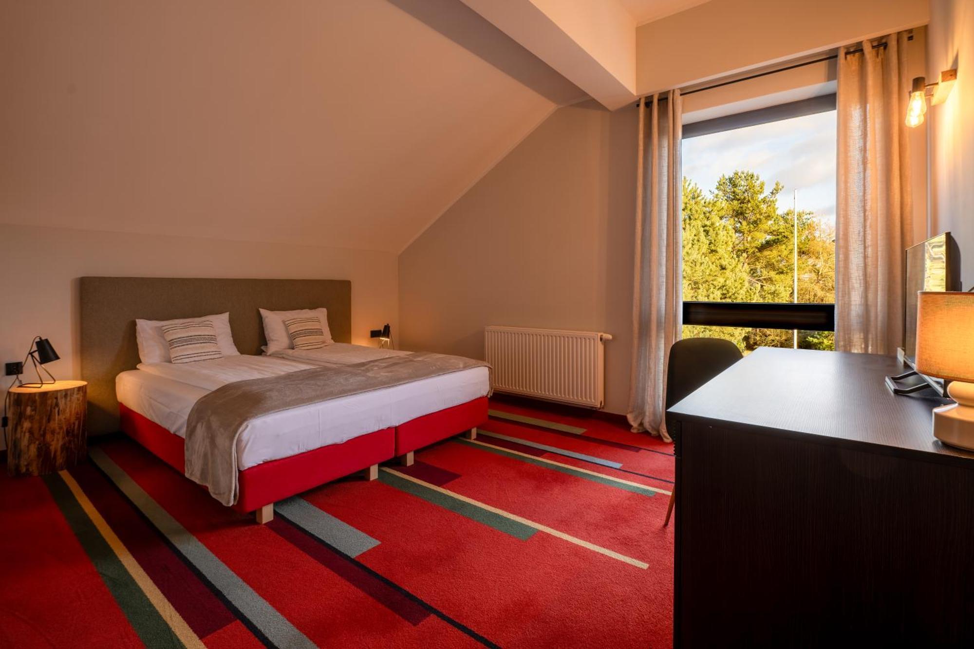 Hotel I Restauracja Czarny Kos بوركوفو المظهر الخارجي الصورة